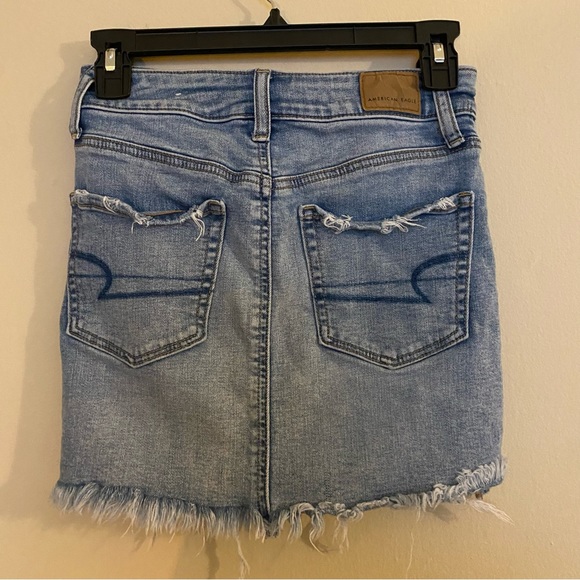 American Eagle Distressed Hi Rise Denim Skirt 00 - Picture 2 of 5